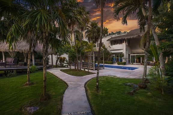 Eden Oceanfront Villa Luxury, Serenity, and Unmatched Views
